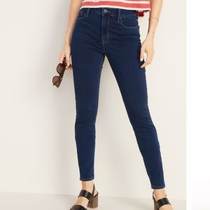 NWT Old Navy Dark Wash Jeans